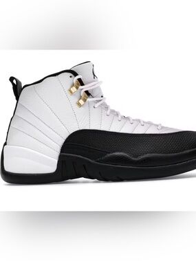 Jordan 12s Retro white/black Taxi-Varsity   7Men’s 8.5 woman’s Released 11/1996